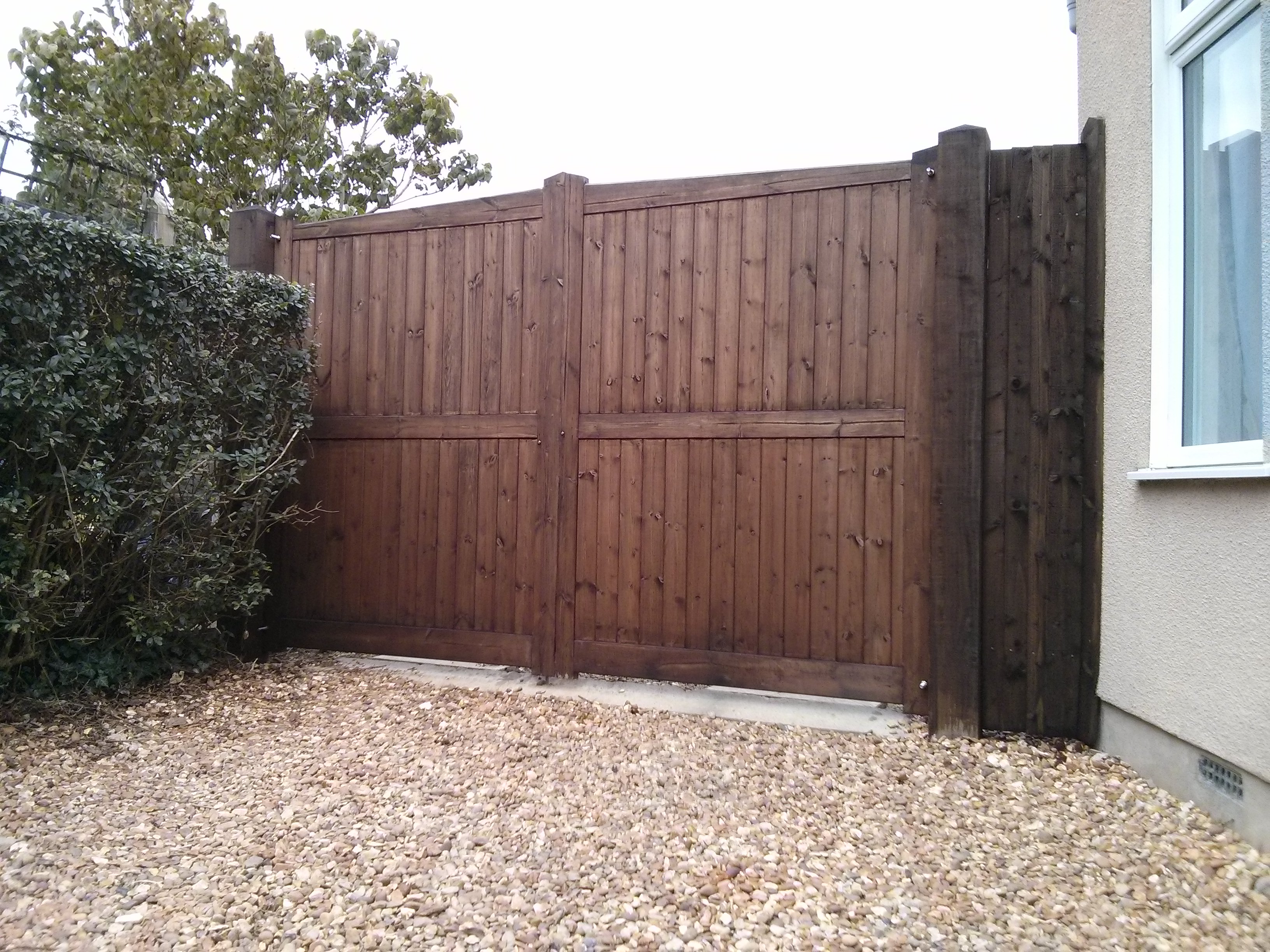 Fencing and Gate Installation
